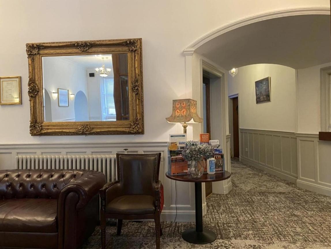 Argyll Arms Hotel Кембелтаун Екстериор снимка