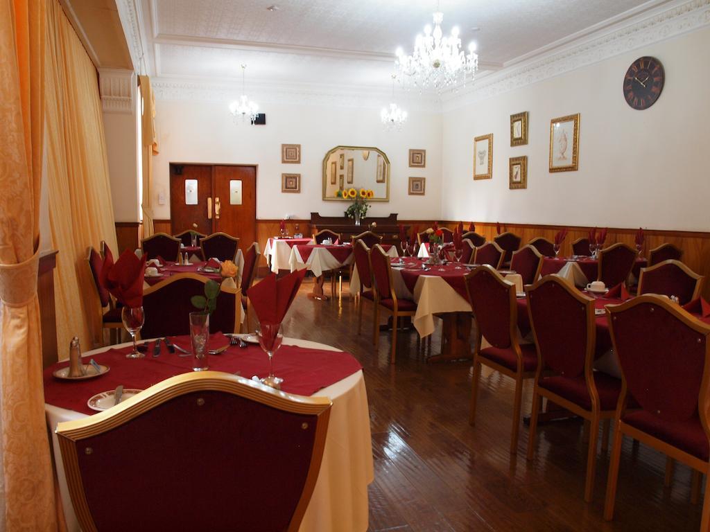 Argyll Arms Hotel Кембелтаун Екстериор снимка