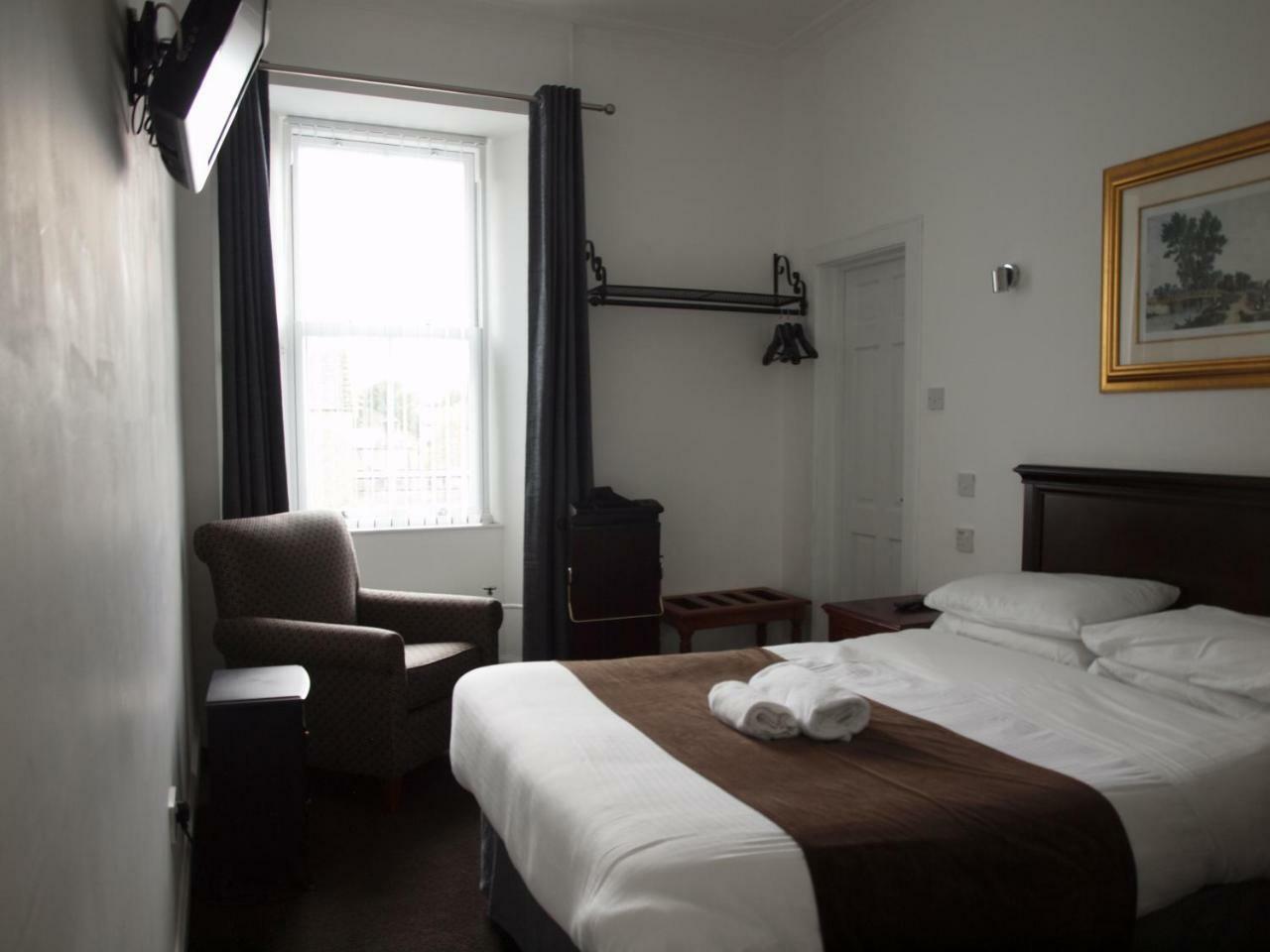 Argyll Arms Hotel Кембелтаун Екстериор снимка