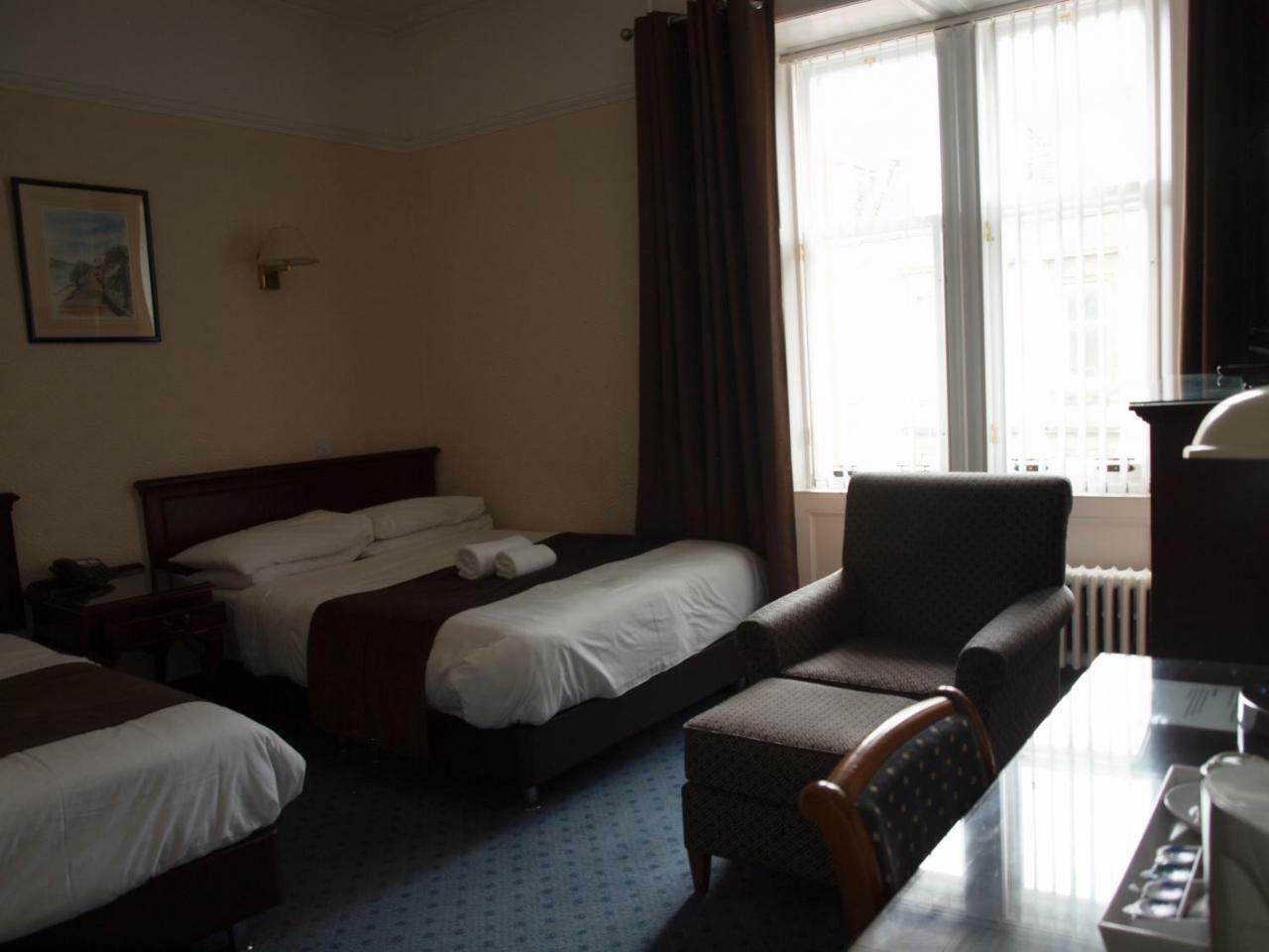 Argyll Arms Hotel Кембелтаун Екстериор снимка