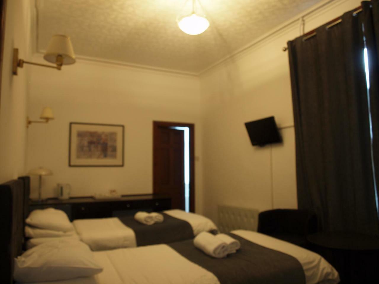Argyll Arms Hotel Кембелтаун Екстериор снимка